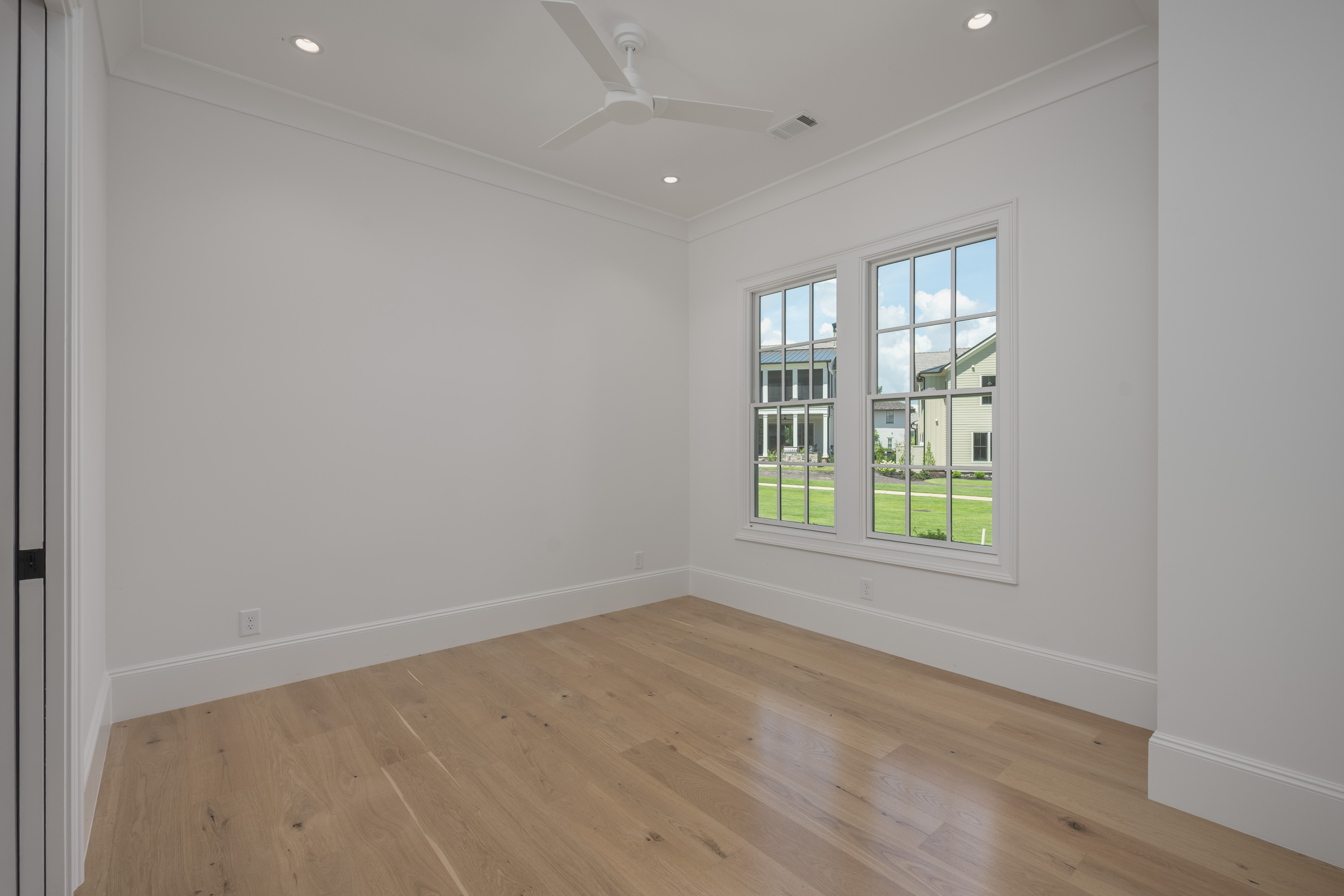1070 Fish Hook Lane image 26
